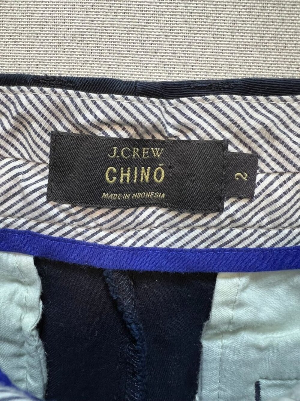 J.Crew Women's Cotton Chino Shorts Flat Front Size 2 Navy Blue Solid Pockets - Picture 3 of 10